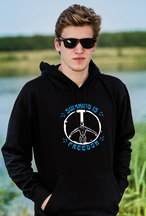 Manner_Hoodie_Freedom_schwarz8nTer8NDvQ0Gm Swimming Is Freedom - Herren Pullover
