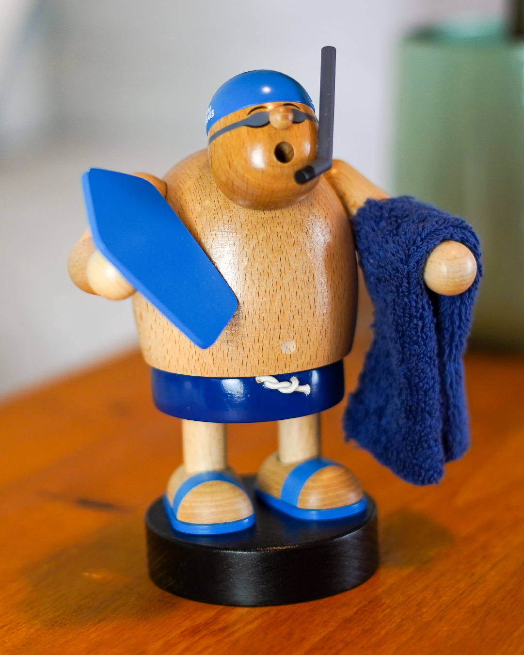 Das Schwimmer-Räuchermännchen! Original Erzgebirgskunst Das Schwimmer-Räuchermännchen! Original Erzgebirgskunst